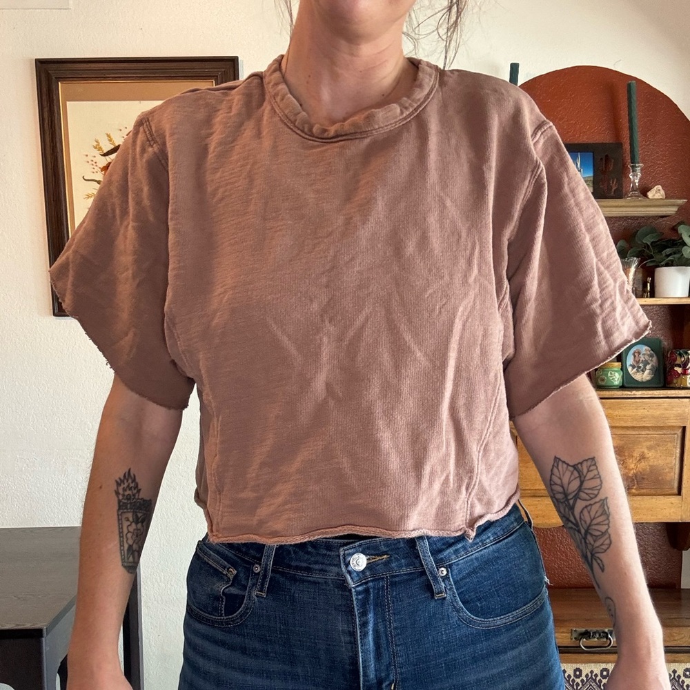 Universal Thread beige Boxy Crop T-Shirt